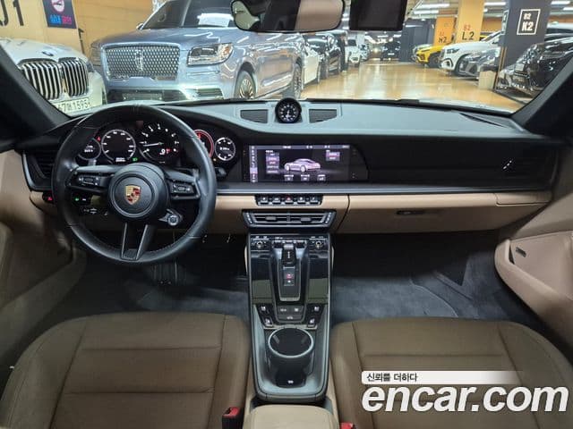 Porsche 911 2020 — Photo 18/20