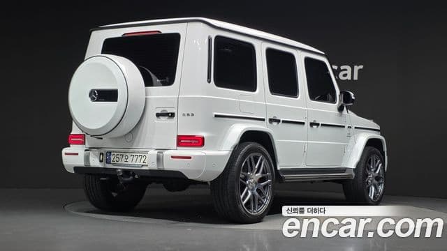 Mercedes-Benz G-Class 2023 — ფოტო 5/20