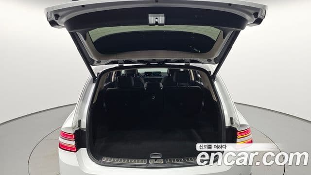 Genesis GV80 2022 — ფოტო 17/35