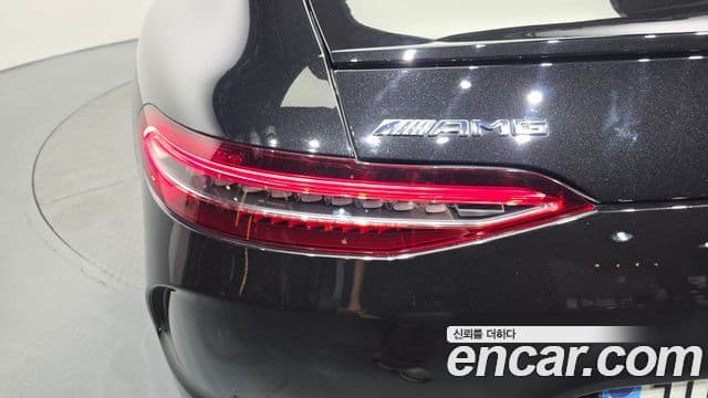 Mercedes-Benz AMG GT 2021 — ფოტო 4/34