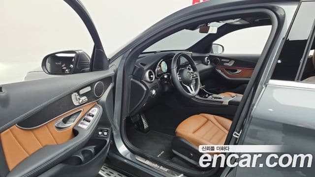 Mercedes-Benz GLC-Class 2022 — ფოტო 27/37