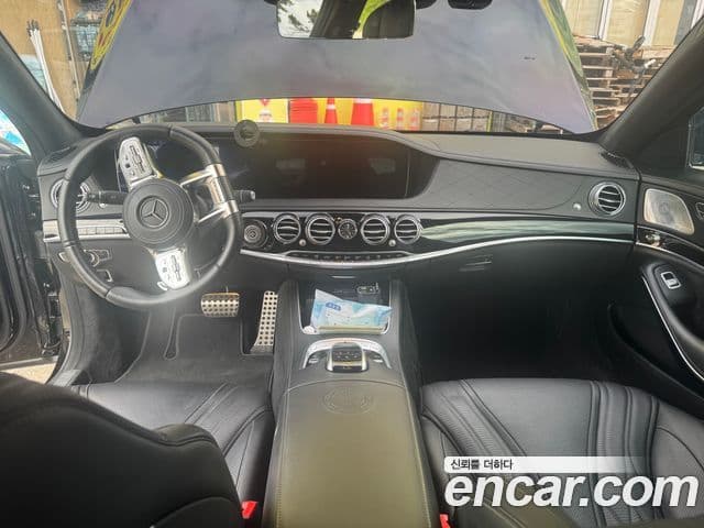 Mercedes-Benz S-Class 2020 — Photo 9/10