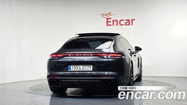 Porsche Panamera 2021 — Photo 4/32