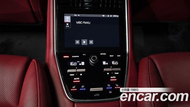 Porsche Panamera 2021 — Photo 25/32
