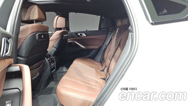 BMW X6 2024 — Photo 25/34