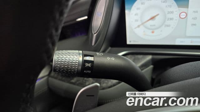 Genesis G90 2023 — ფოტო 2/42