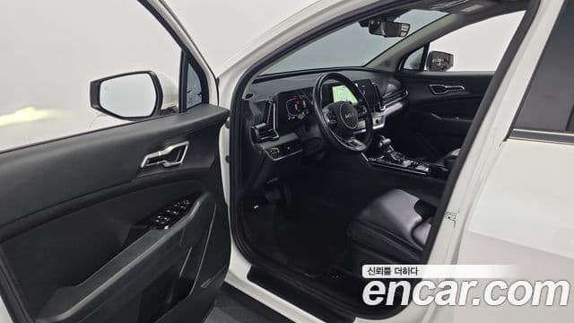 Kia Sportage 2022 — Фото 10/20