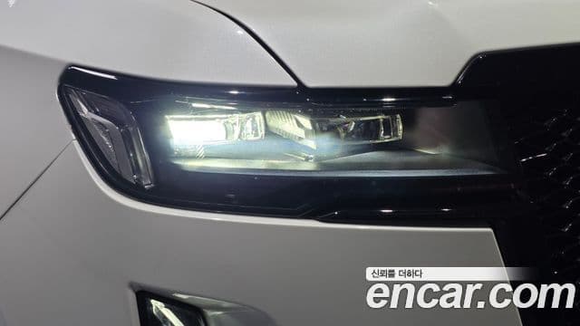 Cadillac Escalade 2021 — ფოტო 39/39