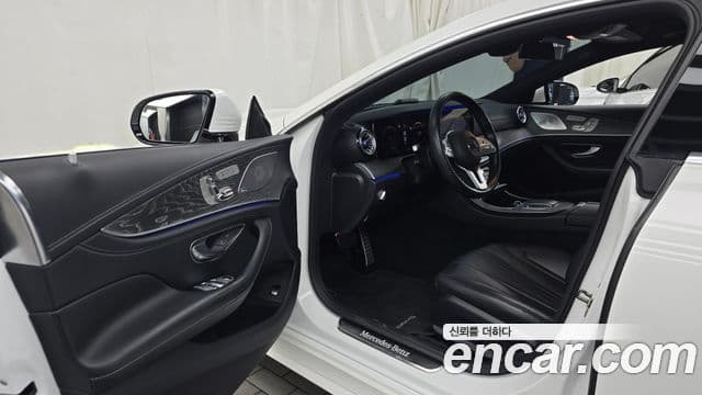 Mercedes-Benz CLS-Class 2020 — Фото 10/20