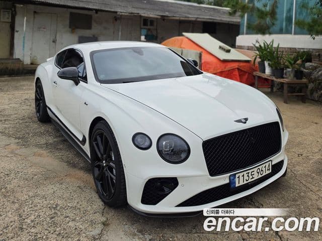 Bentley Continental GT 2018 — Фото 2/11