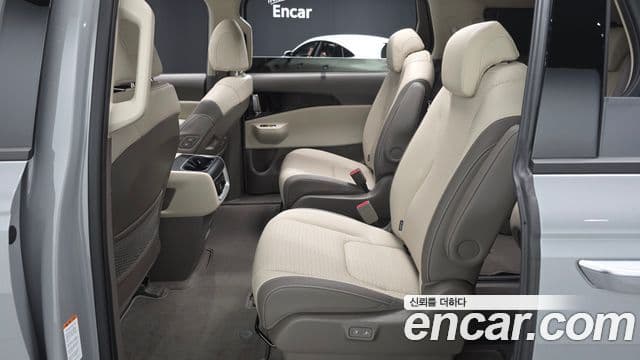 Kia Carnival 2025 — Фото 12/20