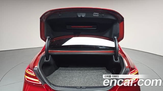 Genesis G70 2021 — Photo 13/41