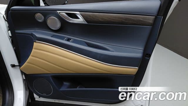 Genesis GV80 2022 — Photo 16/33