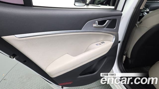 Genesis G70 2019 — Photo 5/34