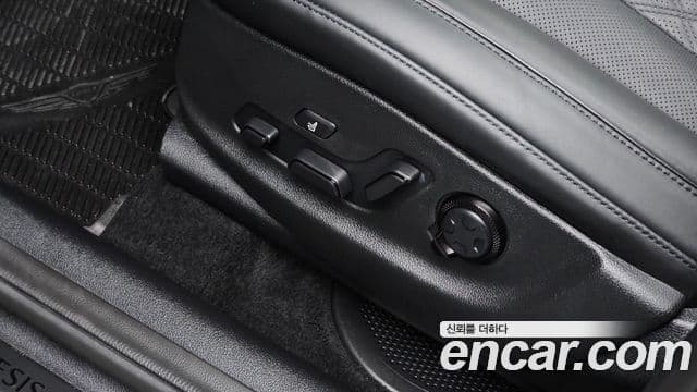 Genesis GV80 Coupe 2025 — ფოტო 25/37