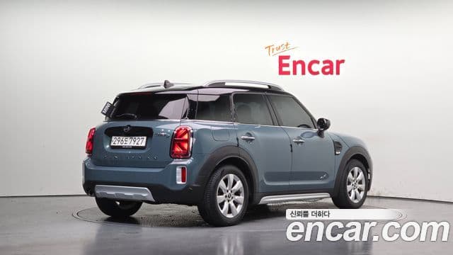 Mini Cooper D Countryman 2022 — Фото 2/20