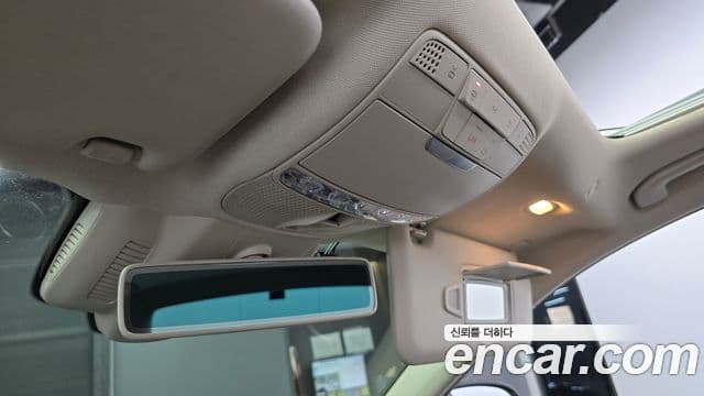Mercedes-Benz E-Class 2019 — фото 17 из 20