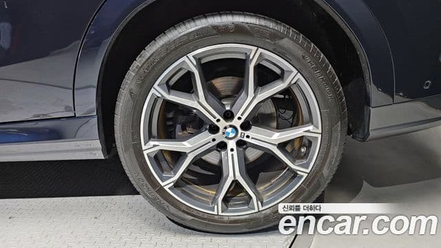 BMW X6 2023 — Photo 3/20