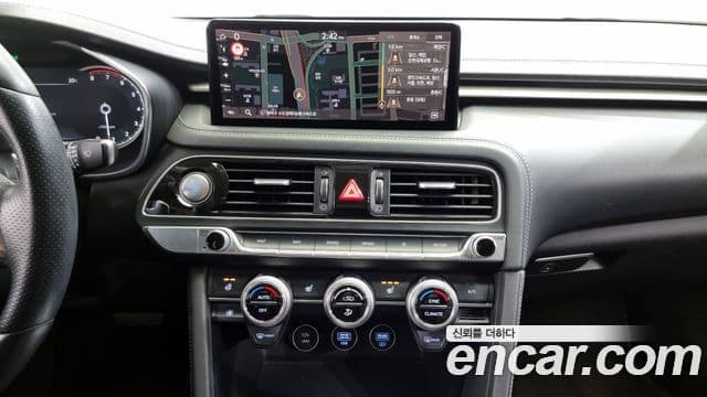 Genesis G70 2020 — фото 14 из 20