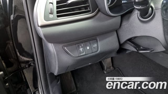 Genesis G70 2020 — фото 17 из 20