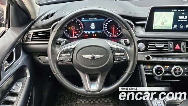 Genesis G70 2019 — ფოტო 14/20
