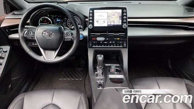Toyota Avalon 2021 — ფოტო 7/20