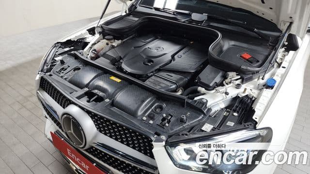 Mercedes-Benz GLE-Class 2023 — ფოტო 6/20