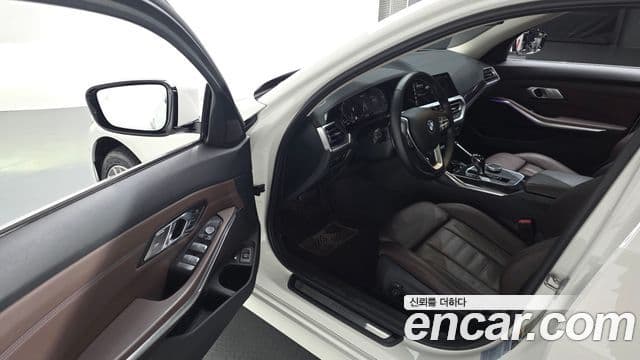 BMW 3 Series 2021 — ფოტო 11/20