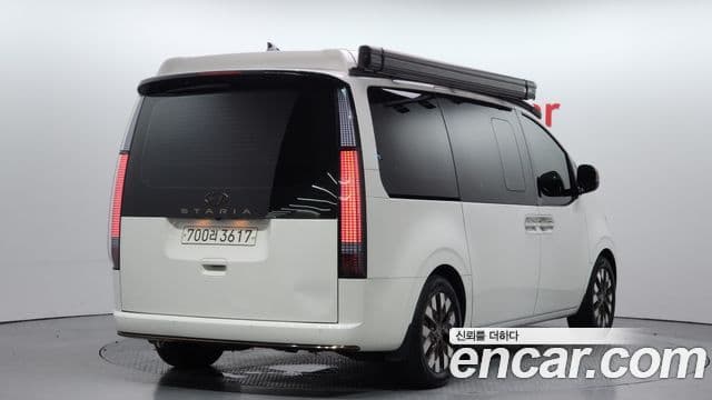 Hyundai Staria 2024 — ფოტო 2/20