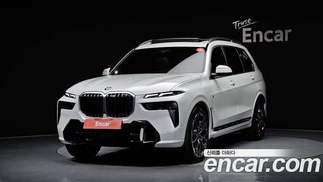 BMW X7, 2025