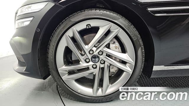 Genesis Electrified G80 2024 — ფოტო 5/20