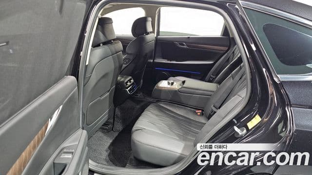Genesis Electrified G80 2024 — ფოტო 17/20