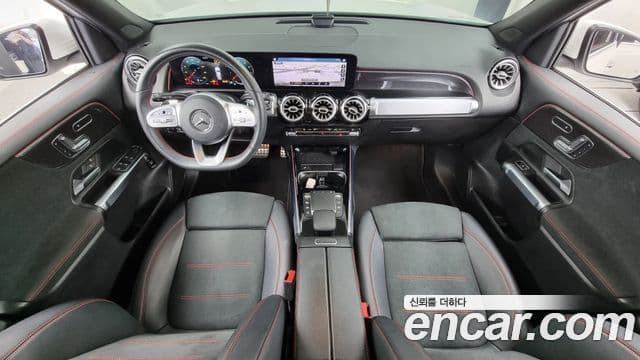 Mercedes-Benz GLB-Class 2021 — ფოტო 7/20