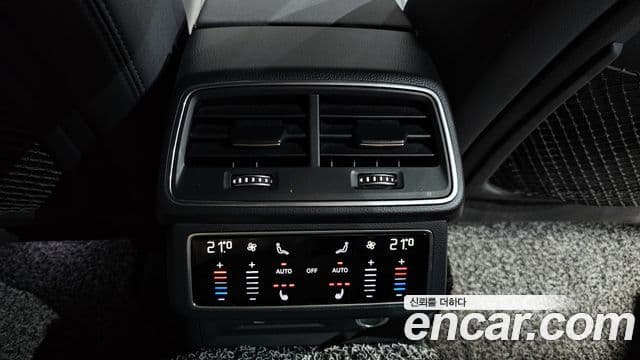 Audi A7 2021 — ფოტო 18/20