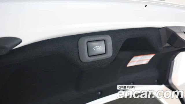 Lexus ES300h 2024 — ფოტო 17/17