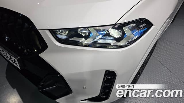 BMW X6 2024 — Photo 4/31