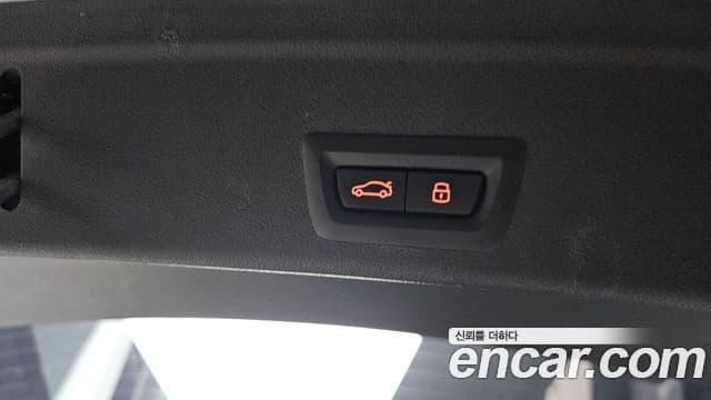 BMW X6 2024 — Photo 28/31