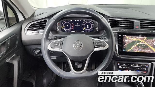 Volkswagen Tiguan Allspace 2022 — ფოტო 13/20