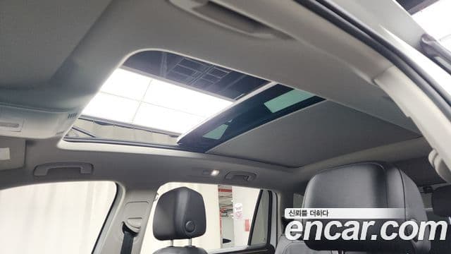 Volkswagen Tiguan Allspace 2022 — ფოტო 19/20