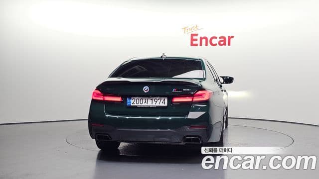 BMW 5 Series 2021 — ფოტო 4/20