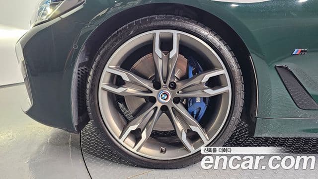 BMW 5 Series 2021 — ფოტო 19/20