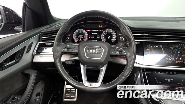 Audi Q7 2022 — ფოტო 13/20