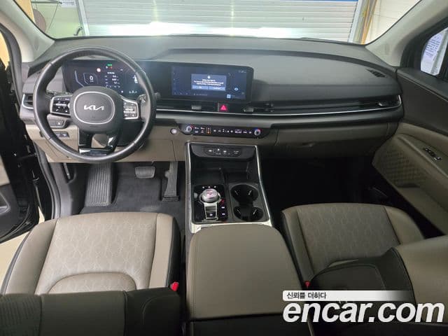 Kia Carnival 2024 — ფოტო 6/19