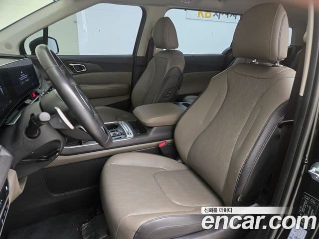Kia Carnival 2024 — ფოტო 9/19