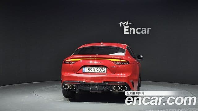 Kia Stinger 2021 — ფოტო 3/20