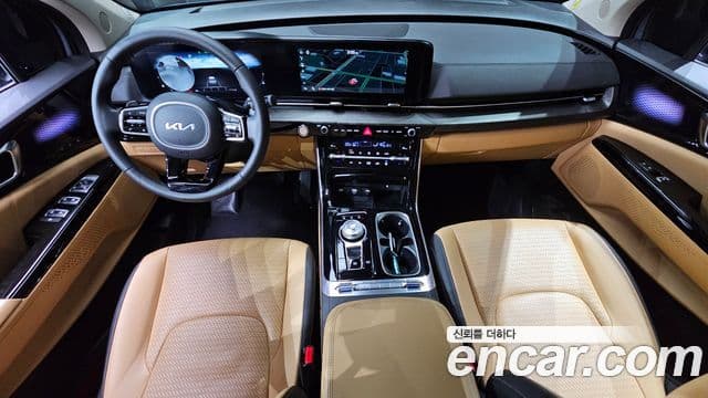 Kia Carnival 2023 — ფოტო 10/20