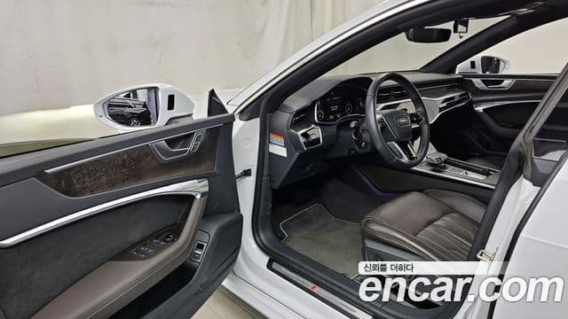 Audi A7 2020 — Şəkil 10/20