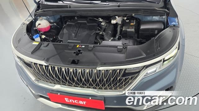 Kia Carnival 2023 — фото 6 из 20