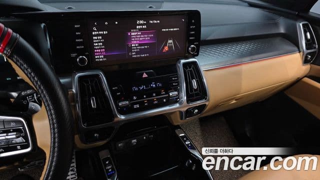 Kia Sorento 2023 — Фото 14/20