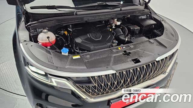 Kia Carnival 2022 — фото 6 из 20